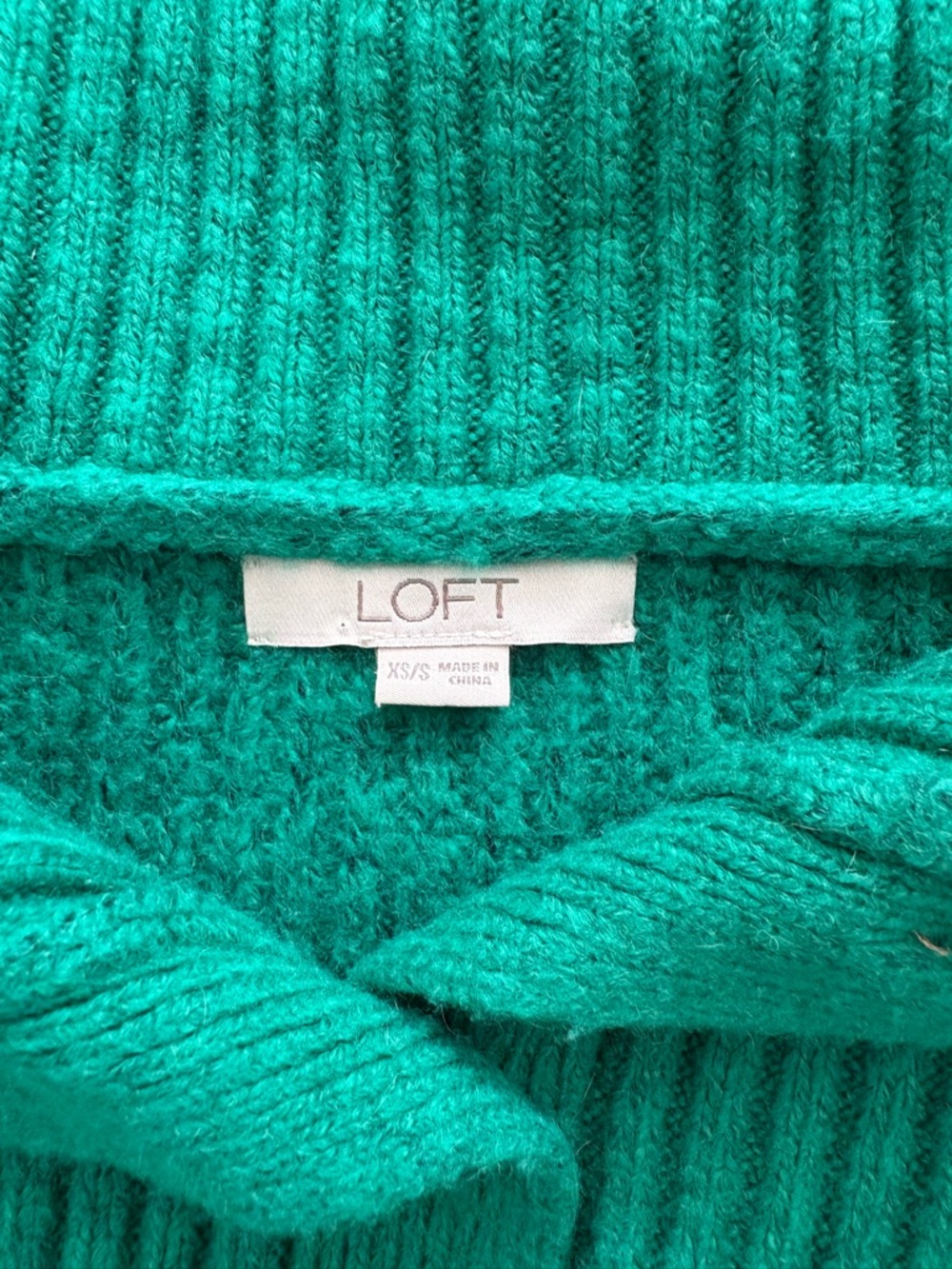 LOFT Women's Emerald Green Ribbed Sweater poncho
